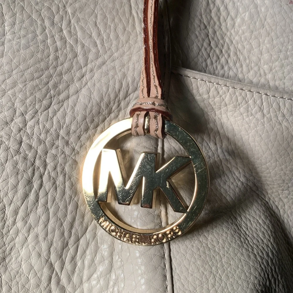 MICHAEL KORS Handbag - Picture 2 of 8
